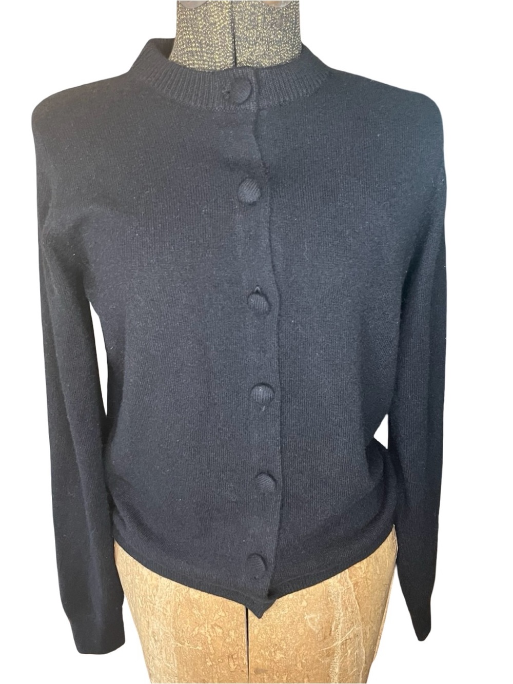 Tuckernuck Quinn Black Cashmere Cardigan Sweater Small 100% Cashmere - Picture 15 of 16